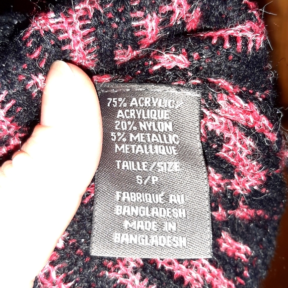 2/18$🌷Pink & Black Zebra Pattern Sweater - Picture 8 of 11